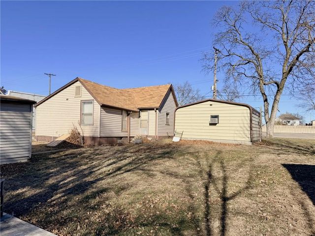 504 E 17th Street, Trenton, MO 64683