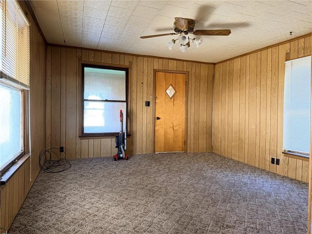 504 E 17th Street, Trenton, MO 64683