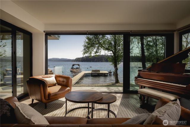 3101 E Lake Sammamish Parkway NE, Sammamish, WA 98074