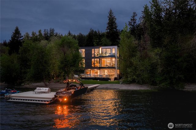 3101 E Lake Sammamish Parkway NE, Sammamish, WA 98074
