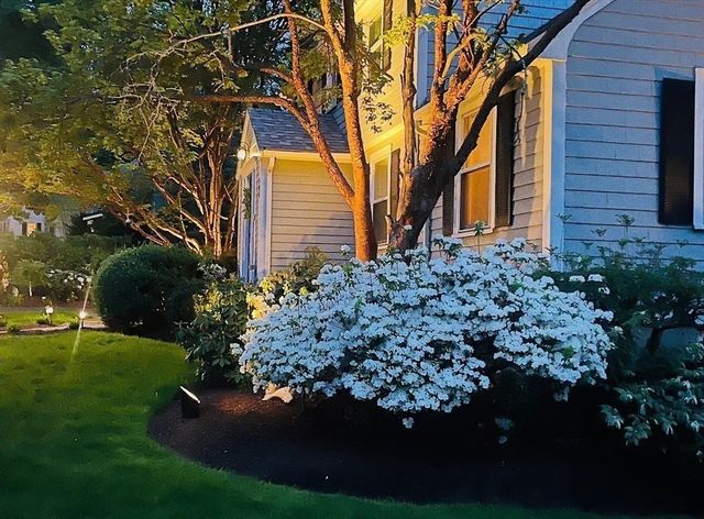 106 Annawan Rd, Newton, MA 02468