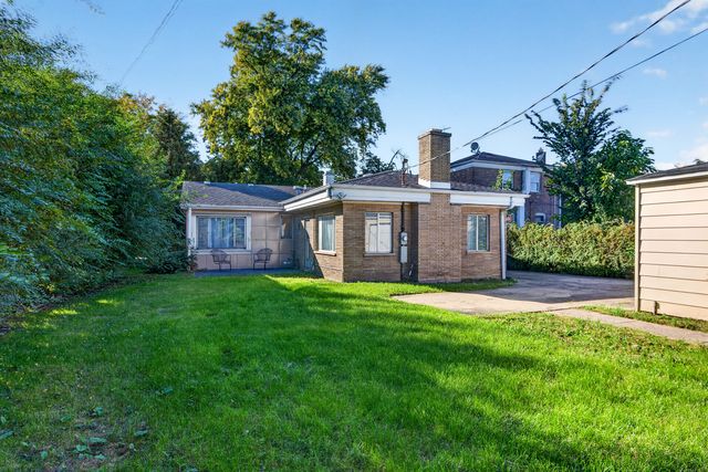 1627 S 56th Court, Cicero, IL 60804