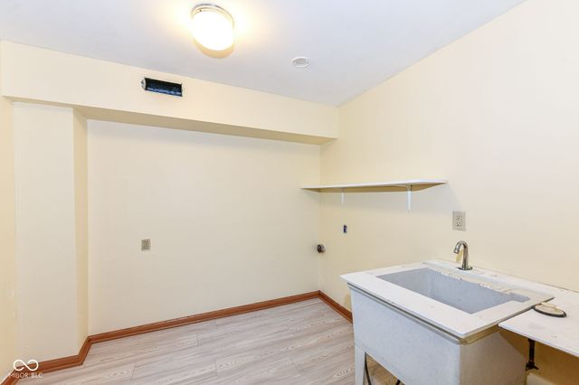 7011 Wildridge Drive, Indianapolis, IN 46256