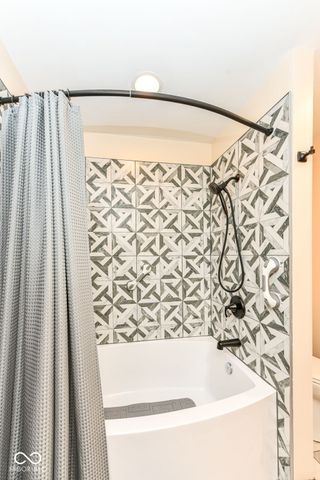 7011 Wildridge Drive, Indianapolis, IN 46256