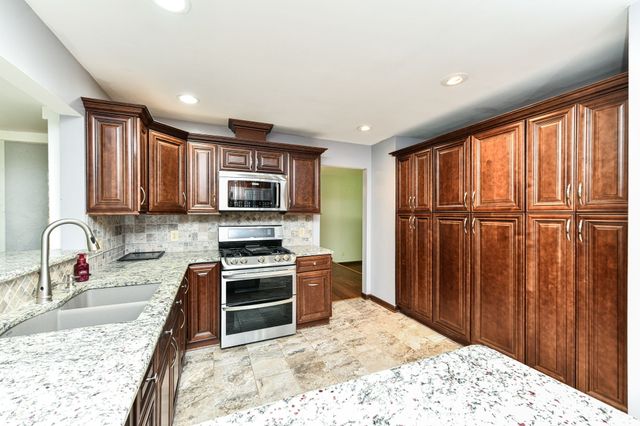 7011 Wildridge Drive, Indianapolis, IN 46256