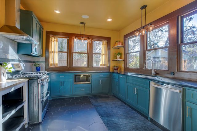 115 S Rosemont Avenue, Dallas, TX 75208