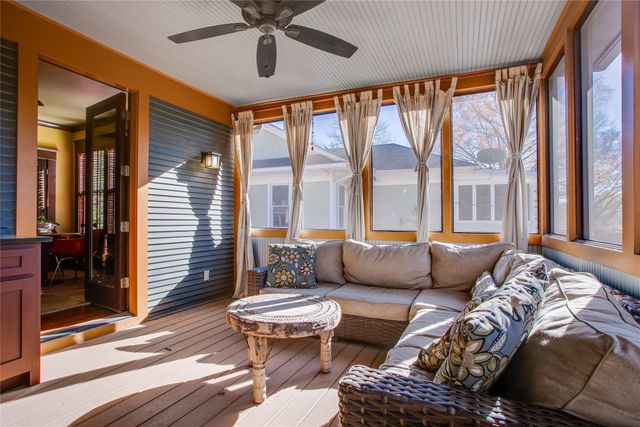 115 S Rosemont Avenue, Dallas, TX 75208