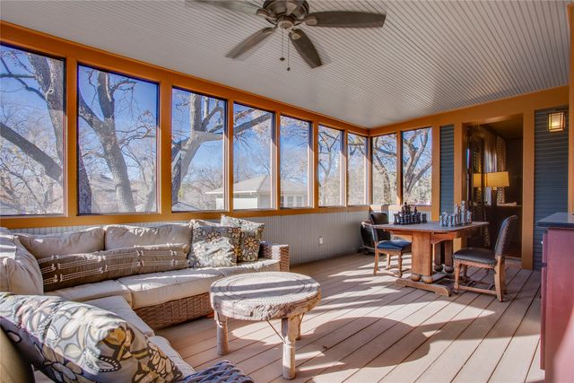 115 S Rosemont Avenue, Dallas, TX 75208