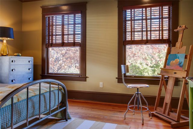 115 S Rosemont Avenue, Dallas, TX 75208