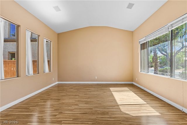 8220 Chimney Bluffs Street, North Las Vegas, NV 89085