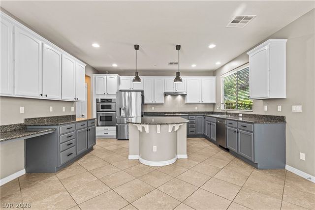 8220 Chimney Bluffs Street, North Las Vegas, NV 89085
