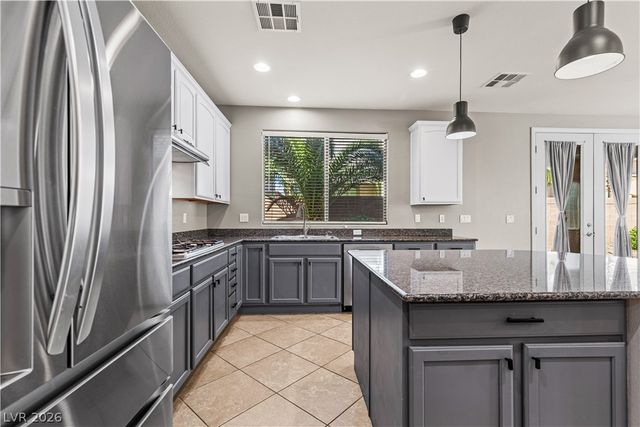 8220 Chimney Bluffs Street, North Las Vegas, NV 89085
