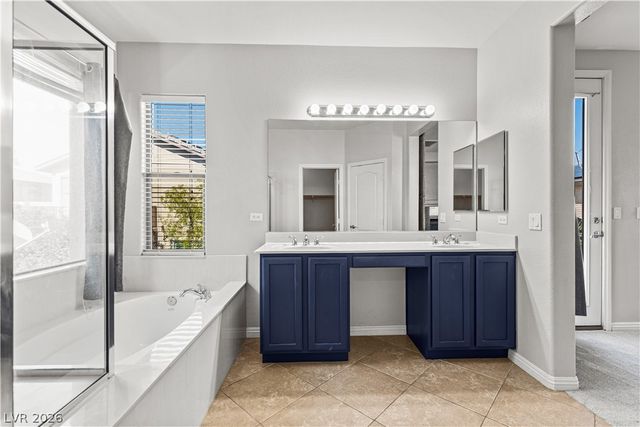 8220 Chimney Bluffs Street, North Las Vegas, NV 89085