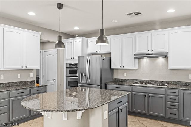 8220 Chimney Bluffs Street, North Las Vegas, NV 89085