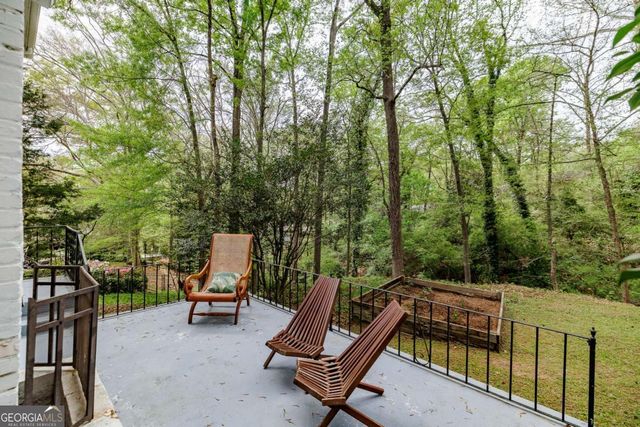 130 Oakdale Road, Athens, GA 30606
