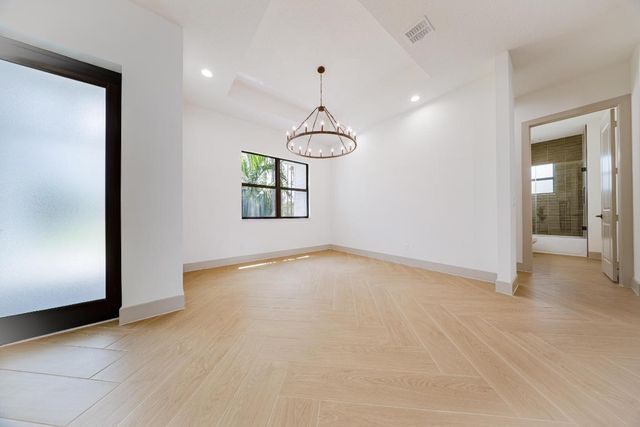 17975 81st Lane N, Loxahatchee, FL 33470