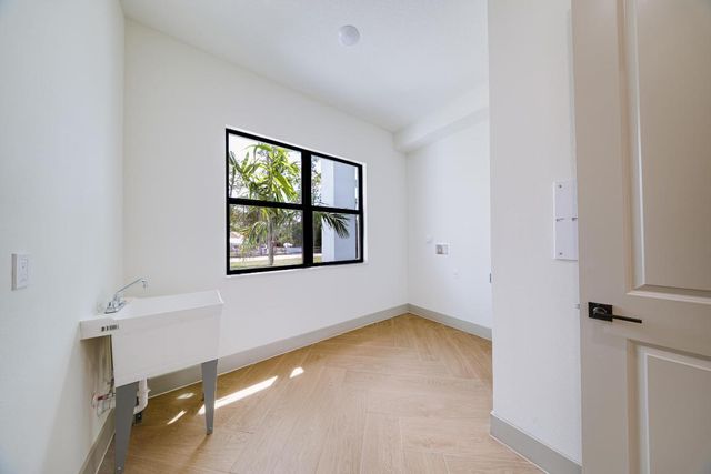 17975 81st Lane N, Loxahatchee, FL 33470