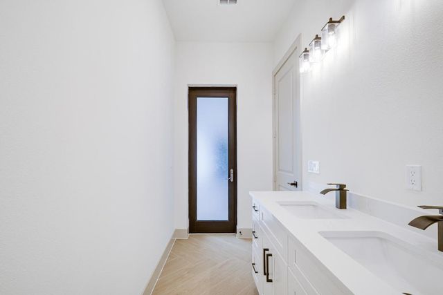 17975 81st Lane N, Loxahatchee, FL 33470