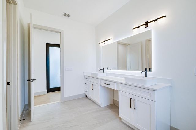 17975 81st Lane N, Loxahatchee, FL 33470