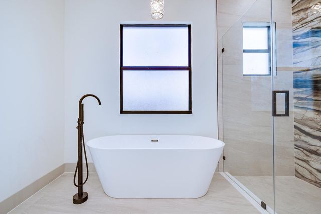 17975 81st Lane N, Loxahatchee, FL 33470