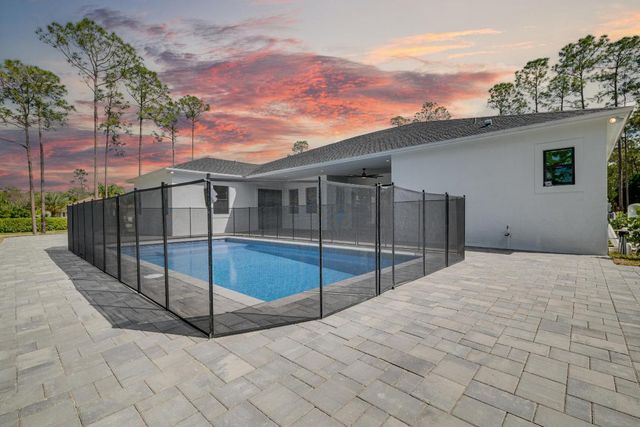 17975 81st Lane N, Loxahatchee, FL 33470