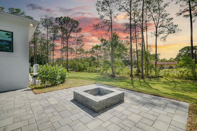 17975 81st Lane N, Loxahatchee, FL 33470