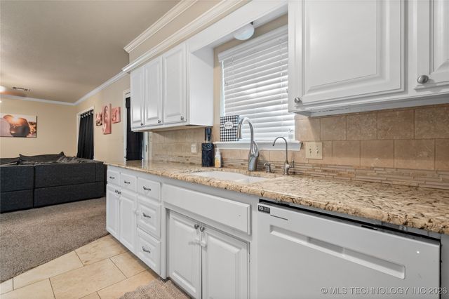 1209 W Chickasha, Sulphur, OK 73086