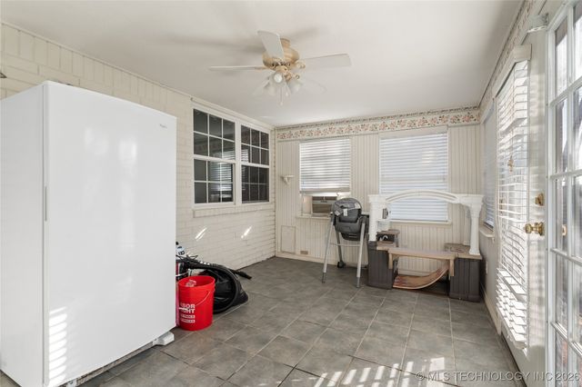 1209 W Chickasha, Sulphur, OK 73086