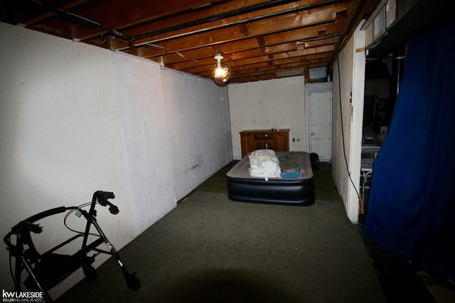 263 Carlson Street, Mount Clemens, MI 48043