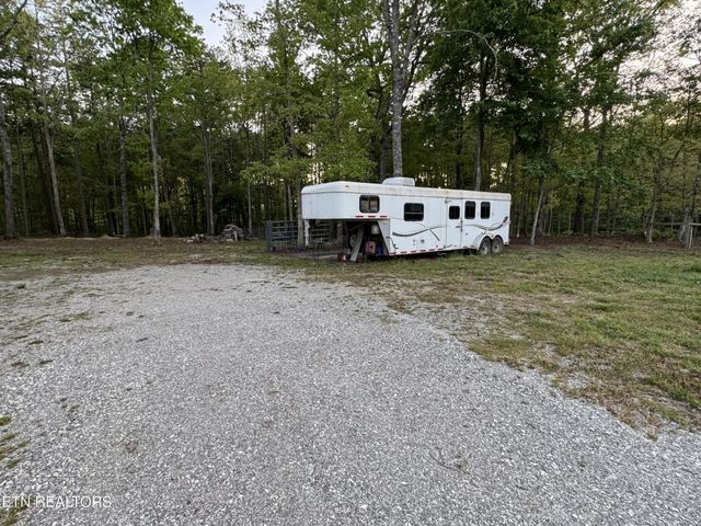 115 Legacy Way, Jamestown, TN 38556