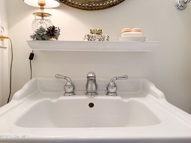 211 River Gate Lane, Wilmington, NC 28412