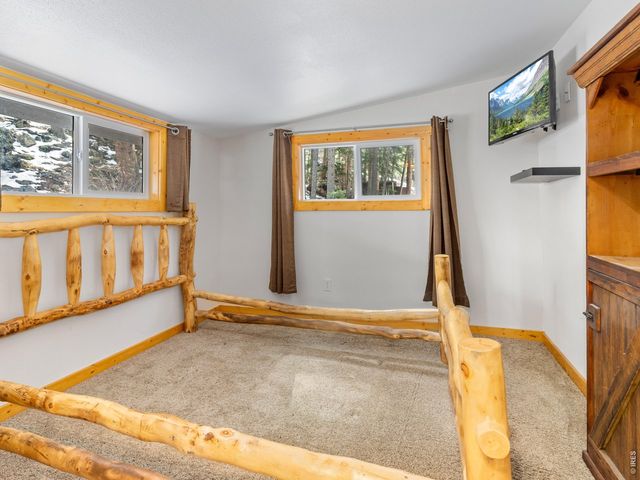 3143 Riverside Dr, Lyons, CO 80540