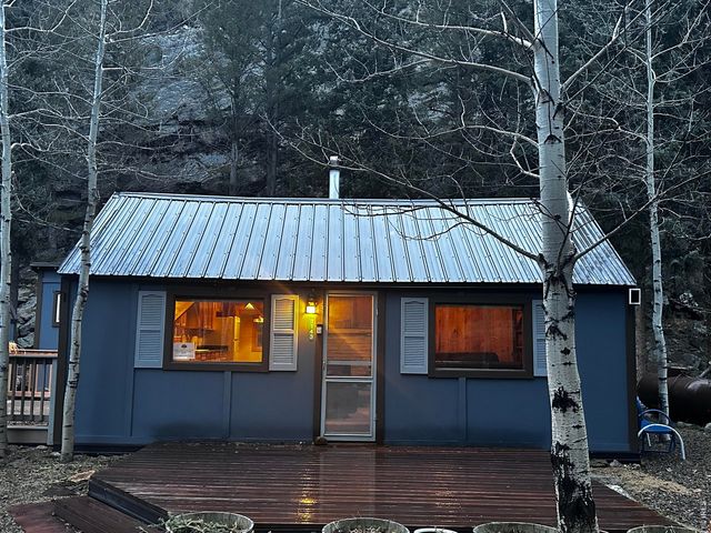 3143 Riverside Dr, Lyons, CO 80540