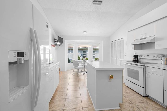 1005 MCDANIEL STREET, Sun City Center, FL 33573