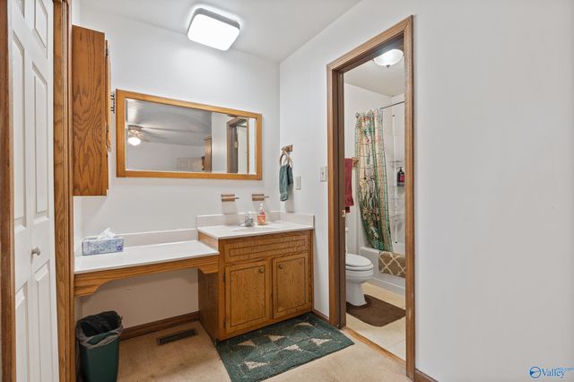 1019 A Ready Section Road, Hazel Green, AL 35750