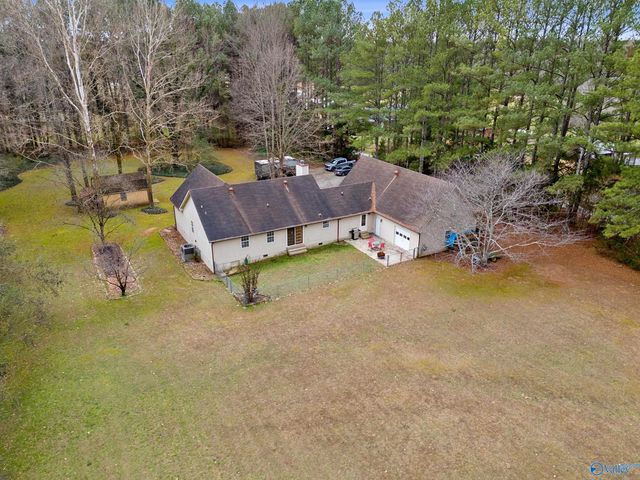 1019 A Ready Section Road, Hazel Green, AL 35750