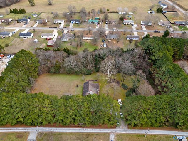 1019 A Ready Section Road, Hazel Green, AL 35750