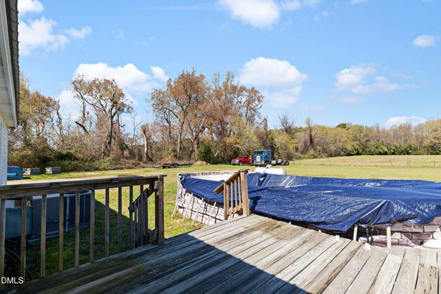 288 Baileys Crossroads Road, Benson, NC 27504