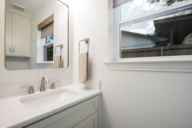 1318 Seminole Drive, Richardson, TX 75080