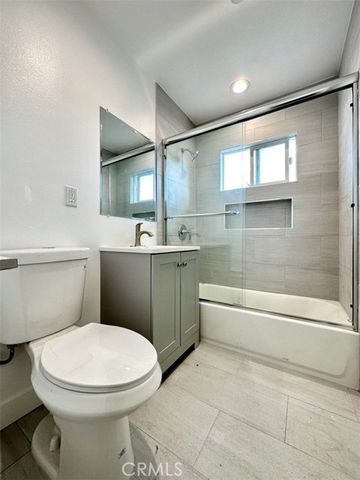 8620 Lampson Avenue 6, Garden Grove, CA 92841