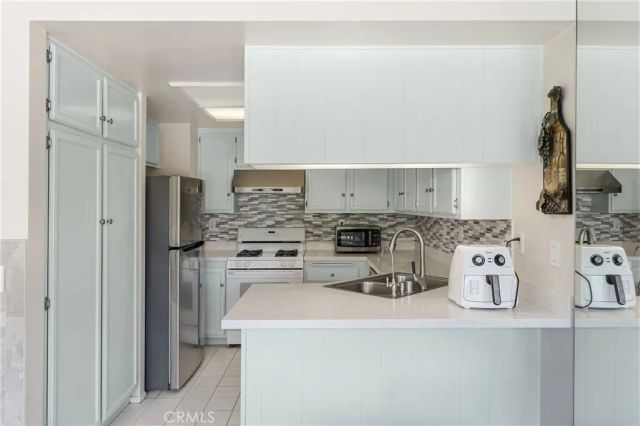 509 El Azul, Oak Park, CA 91377