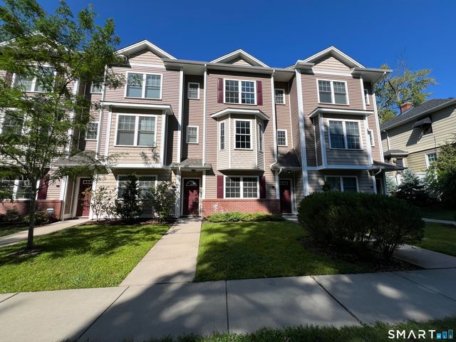 35 Ringgold Street 104, West Hartford, CT 06119
