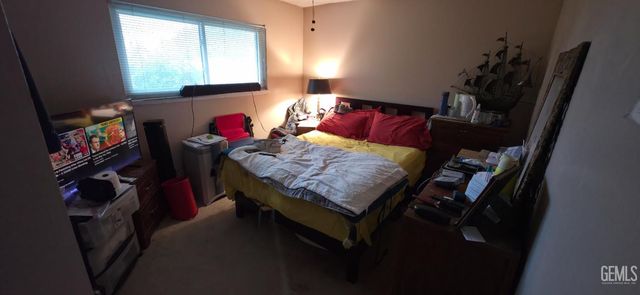 5388 N Bond Street, Fresno, CA 93710