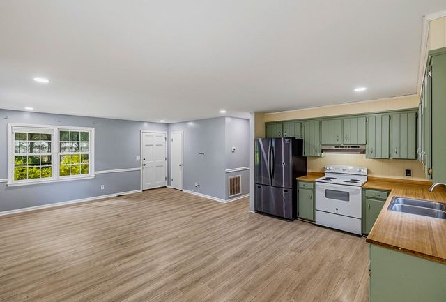 1548 Bud Arthur Bridge Road, Spartanburg, SC 29307