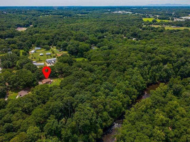 1548 Bud Arthur Bridge Road, Spartanburg, SC 29307