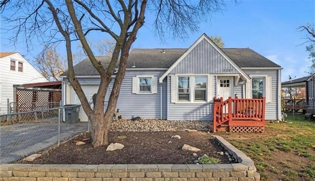 2237 S 14th Street, Kansas City, KS 66103