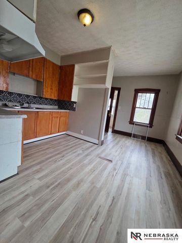 4506 Fort Street, Omaha, NE 68104