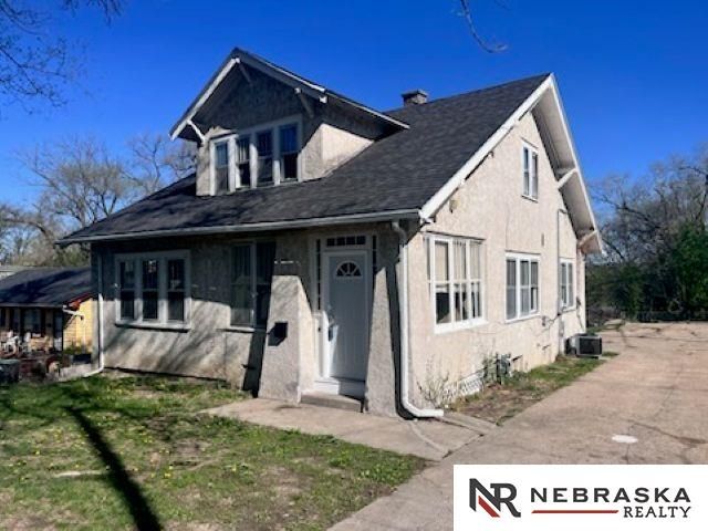 4506 Fort Street, Omaha, NE 68104