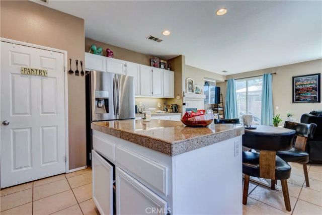 27727 Hollyoak, Menifee, CA 92585