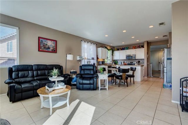 27727 Hollyoak, Menifee, CA 92585